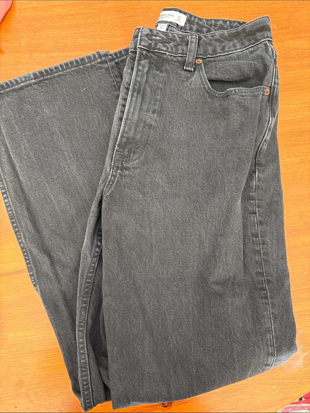 Abercrombie 90s relaxed high rise curve love black Jean